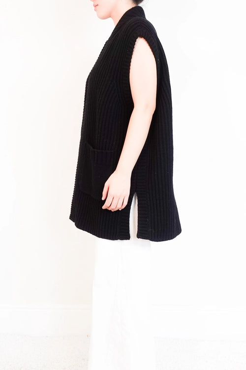 Black Sleeveless Cable Knit Cardigan